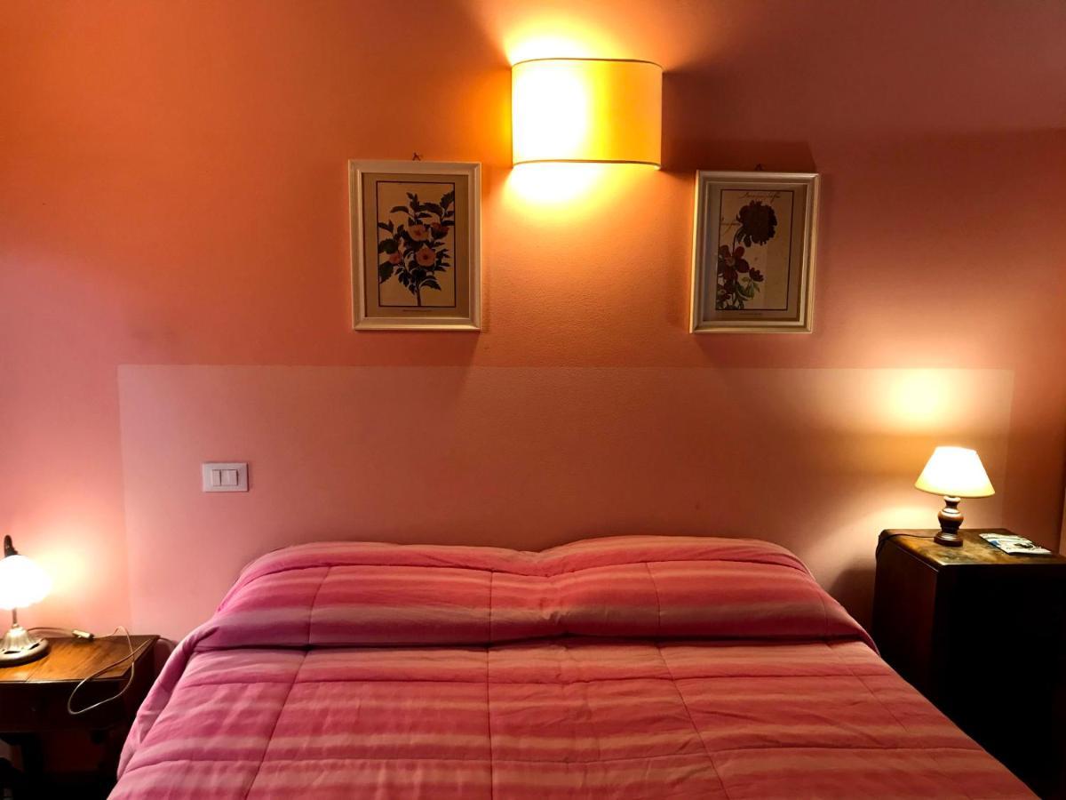 פררה Agriturismo Alla Casella מראה חיצוני תמונה